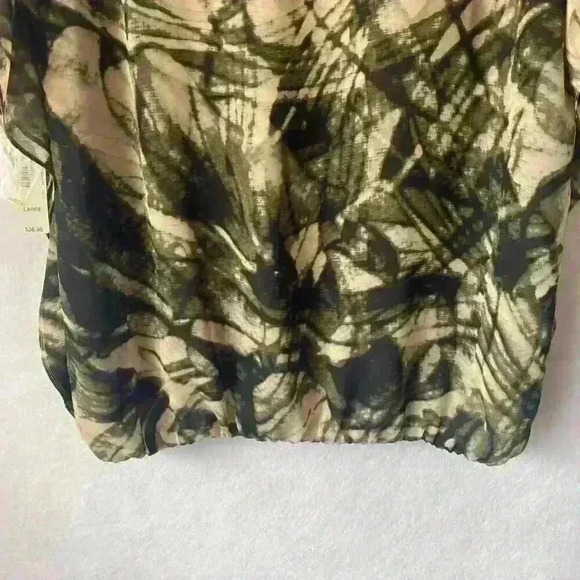 NWT ANA Green Tan Black Short Sleeved Scooped Embellished Neck Blouse Size Large - Picture 10 of 11